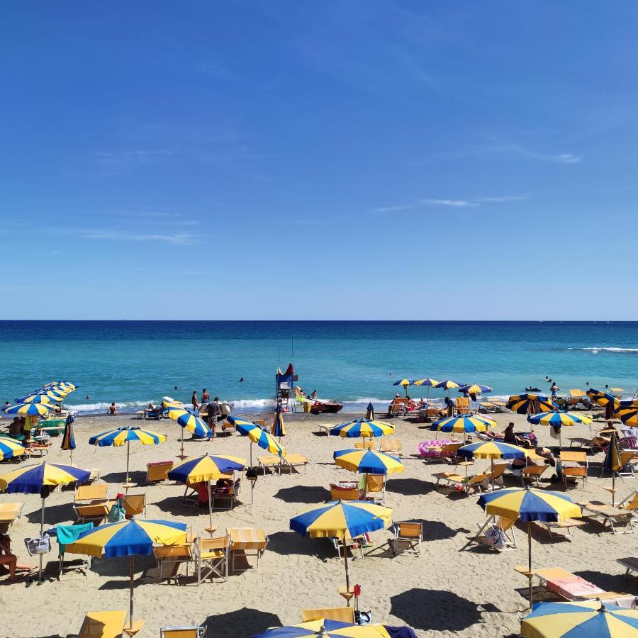 בורגטו סנטו ספיריטו Parco Del Mare - Relax Near The Sea And City Centre מראה חיצוני תמונה